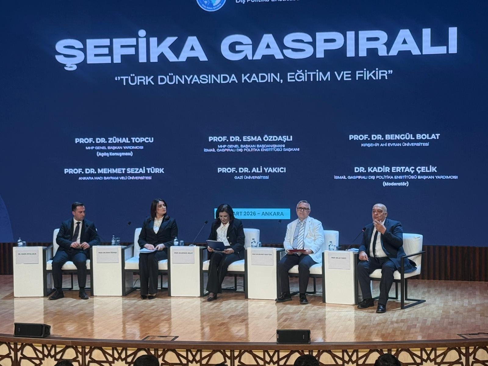 MHP'li Topcu: Türk dünyasının geleceği kadınların cesaretiyle şekillenecek