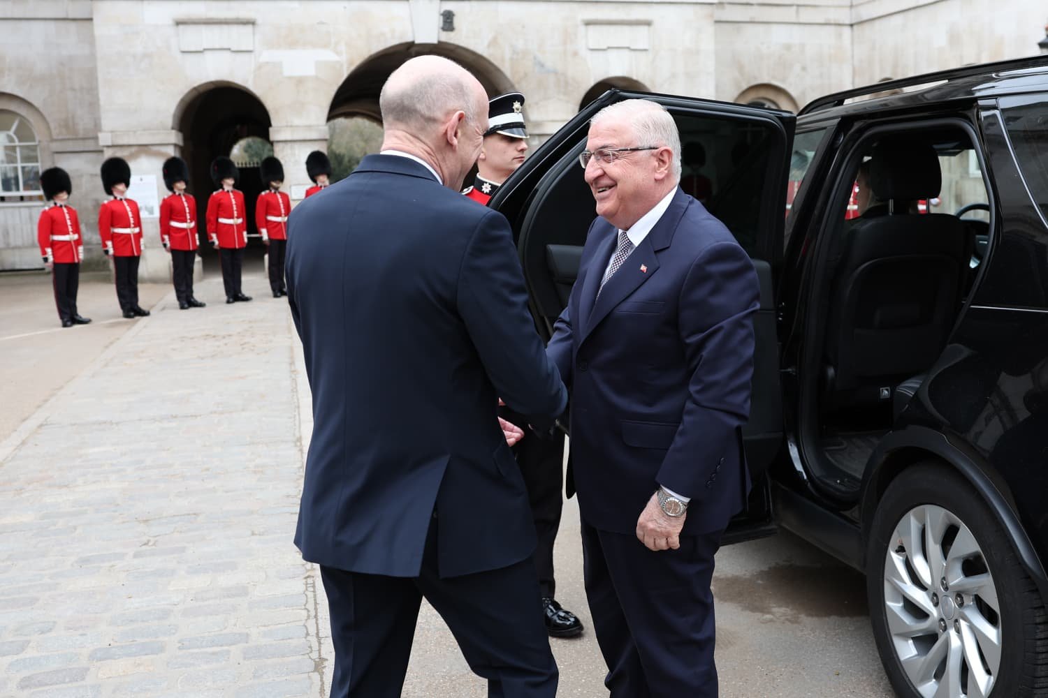 Milli Savunma Bakanı Güler, Birleşik Krallık Savunma Bakanı Healey ile bir araya geldi