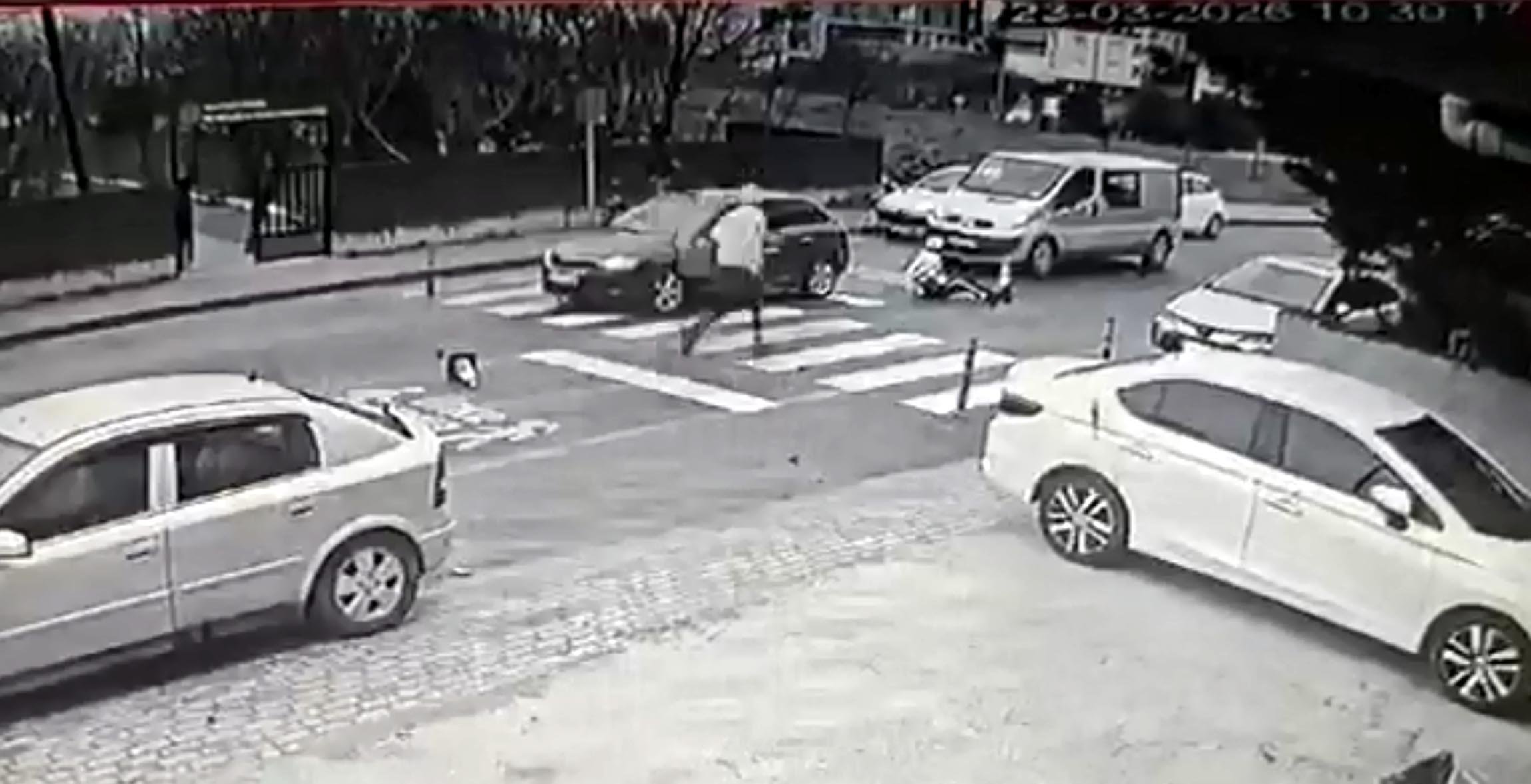 Polise çarpan motosiklet sürücüsü 'Sıfır Gecikmeli Yargı Modeli' ile 4 günde ceza aldı