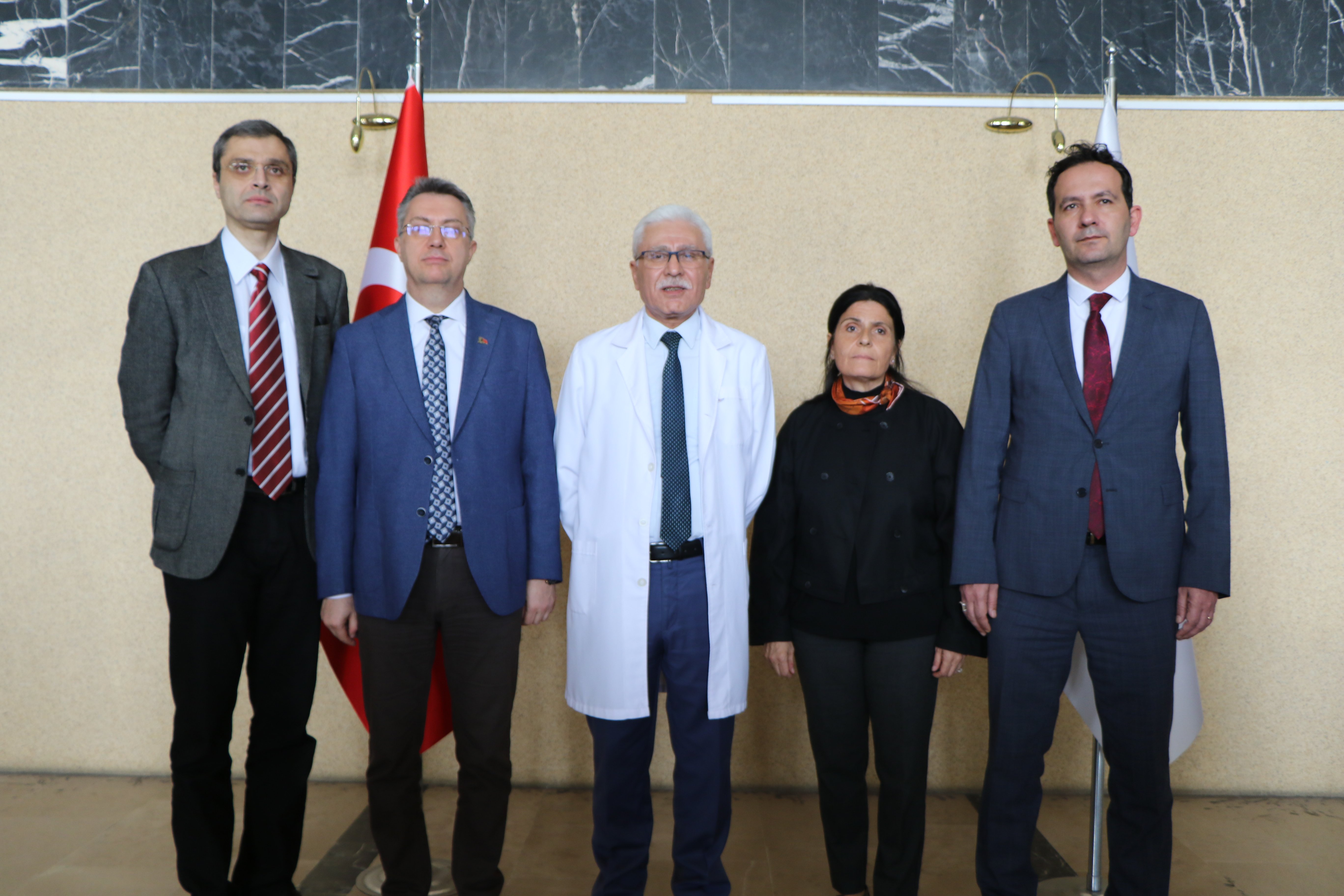 Samsun'da otobüs yan yattı: 9'u öğrenci, 11 yaralı (4)