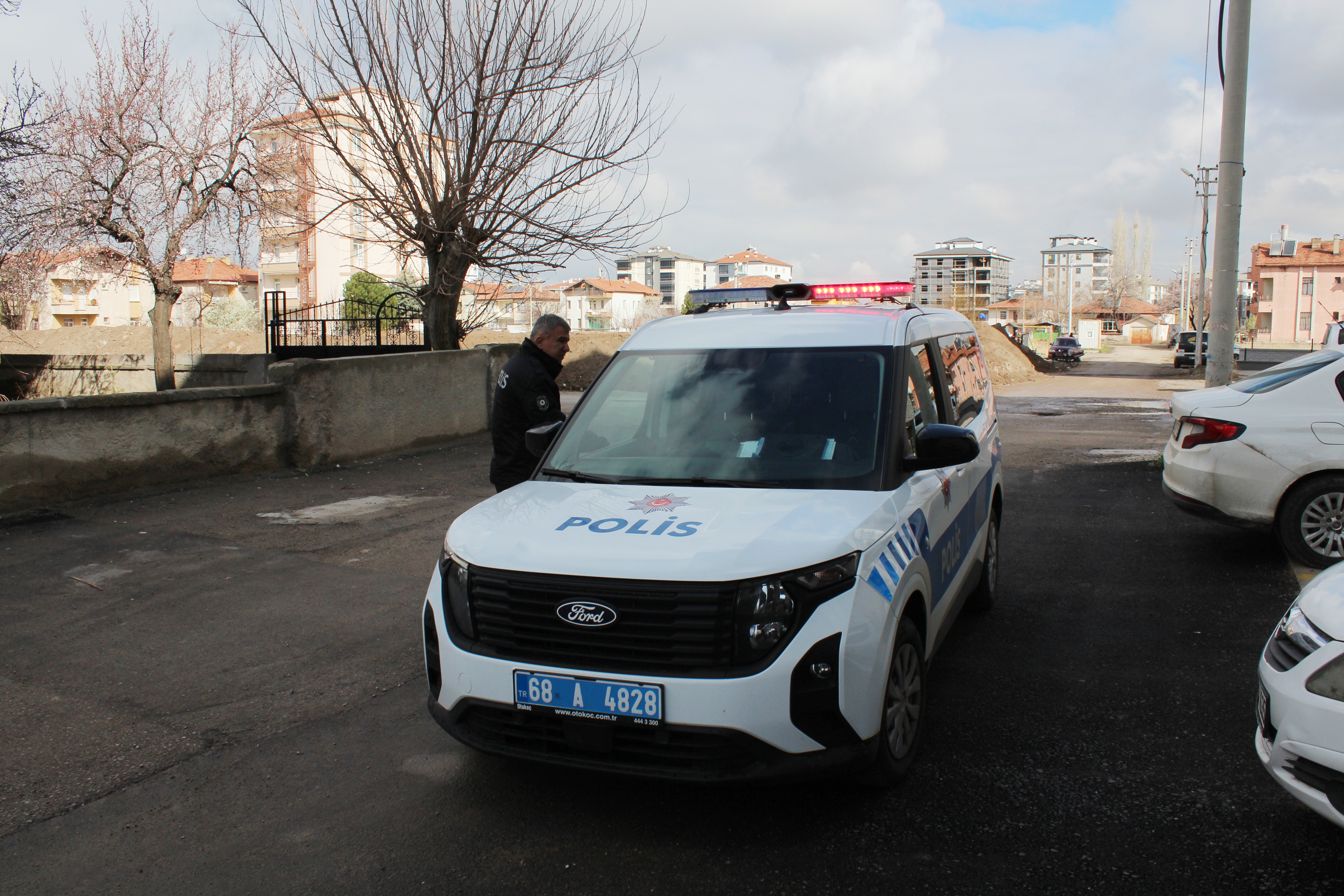 Tartıştığı eniştesini bacağından bıçakladı