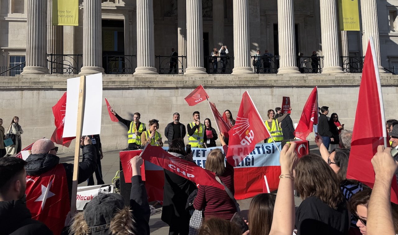 Londra’da İmamoğlu’na Chp’den Destek 8
