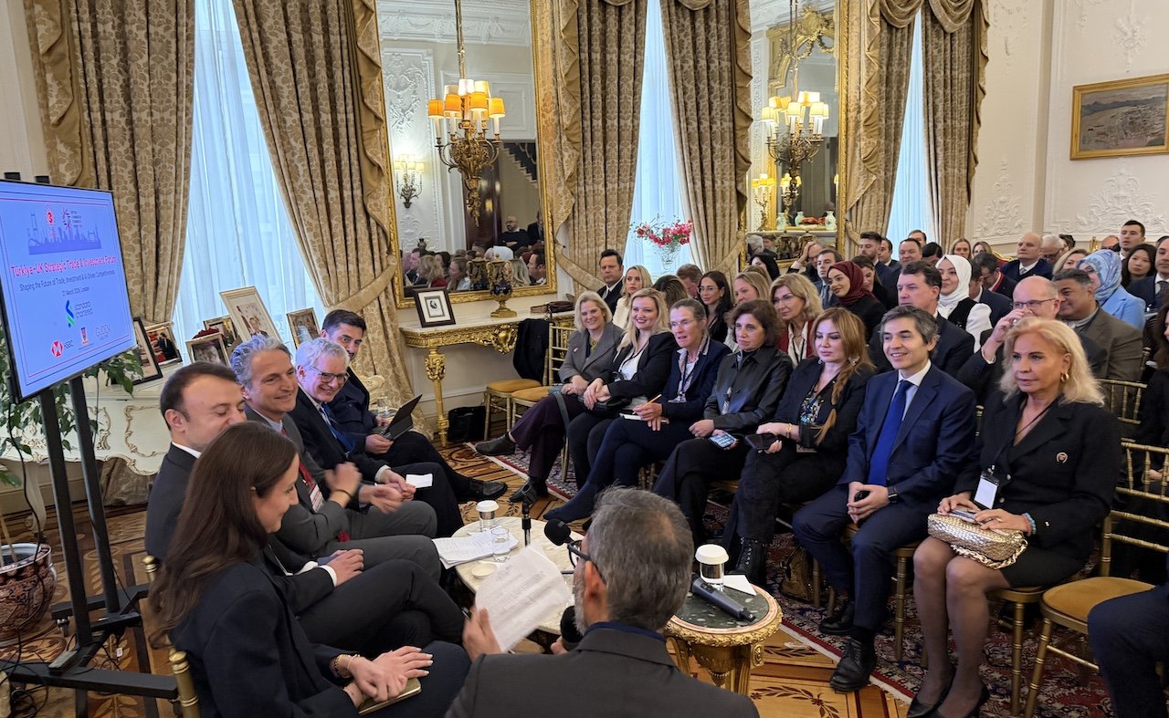 Londra’da Türkiye-İngiltere Yatırım Forumu