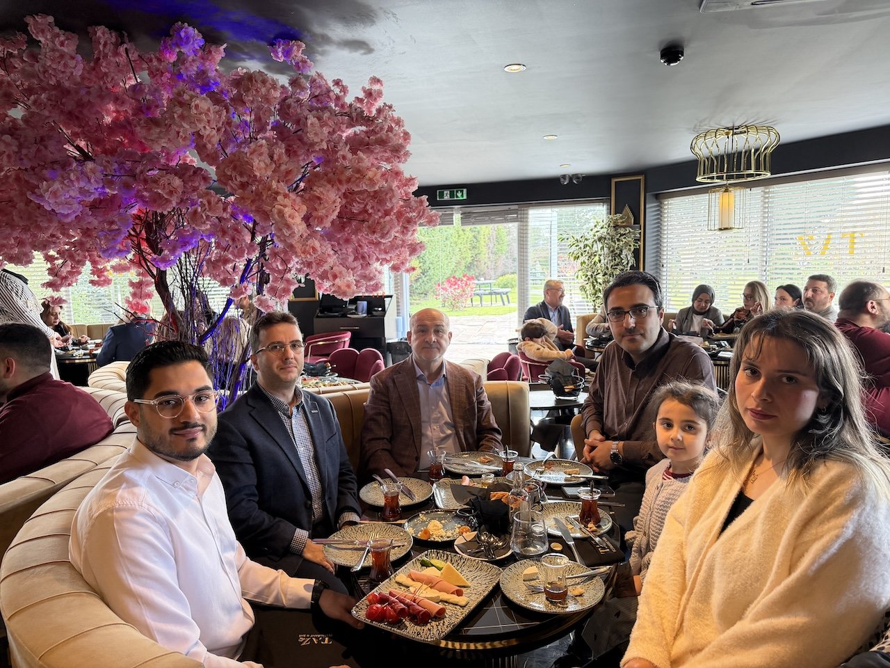 Musiad Uk Kahvaltı Chelsmford Taz Restoran