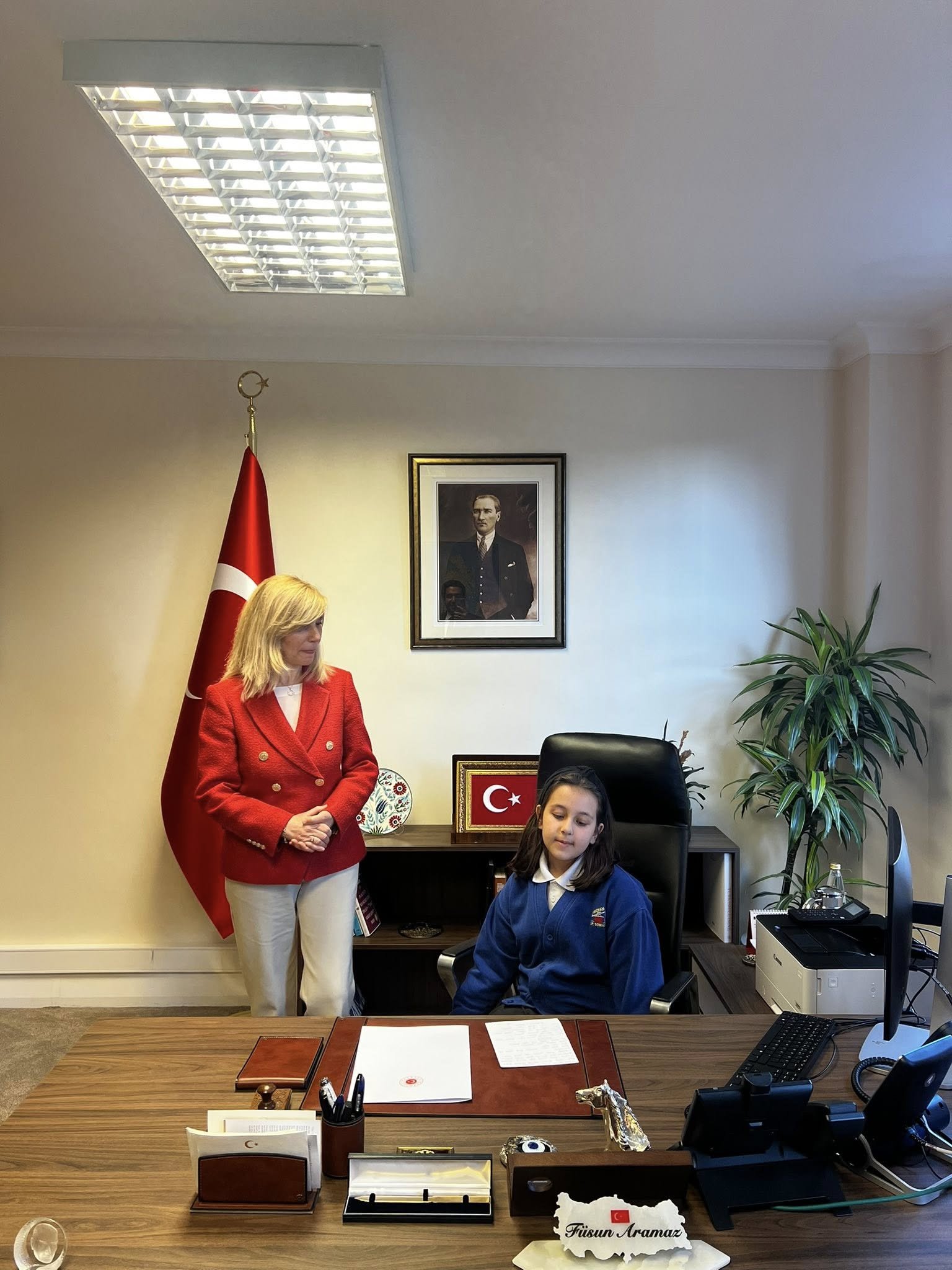 676203632 944130435270757 1085617384063876040 N