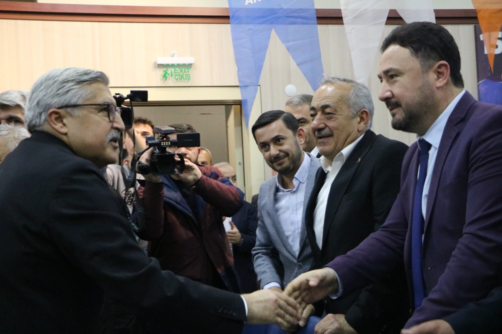 AK Partili Yayman: CHP milletle kavgalı, kendisiyle kavgalı