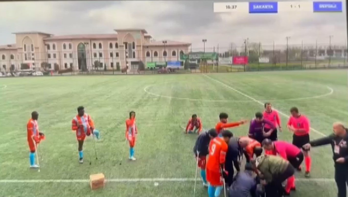 Ampute futbol maçında kalp krizi geçiren teknik direktör hayatını kaybetti