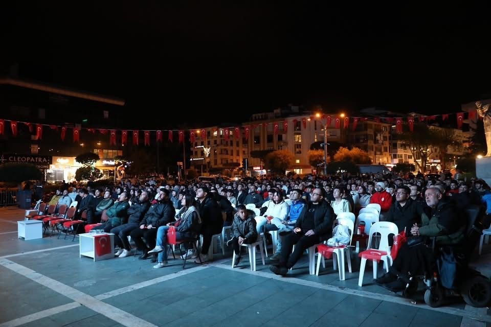 Antalya'da Dünya Kupasına katılma coşkusu/ Ek Fotoğraflar