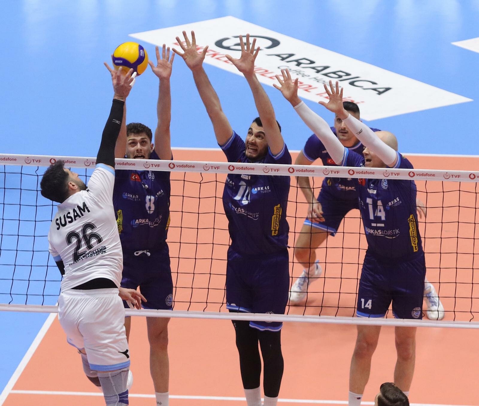 Arkas Spor - Kocaeli Büyükşehir Belediye Kağıtspor: 3-1