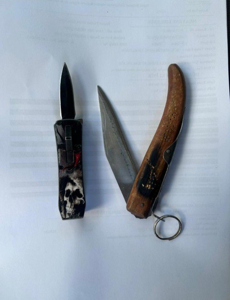 Bağcılar'da bıçaklı kavgaya müdahale eden 2 polis memuru yaralandı