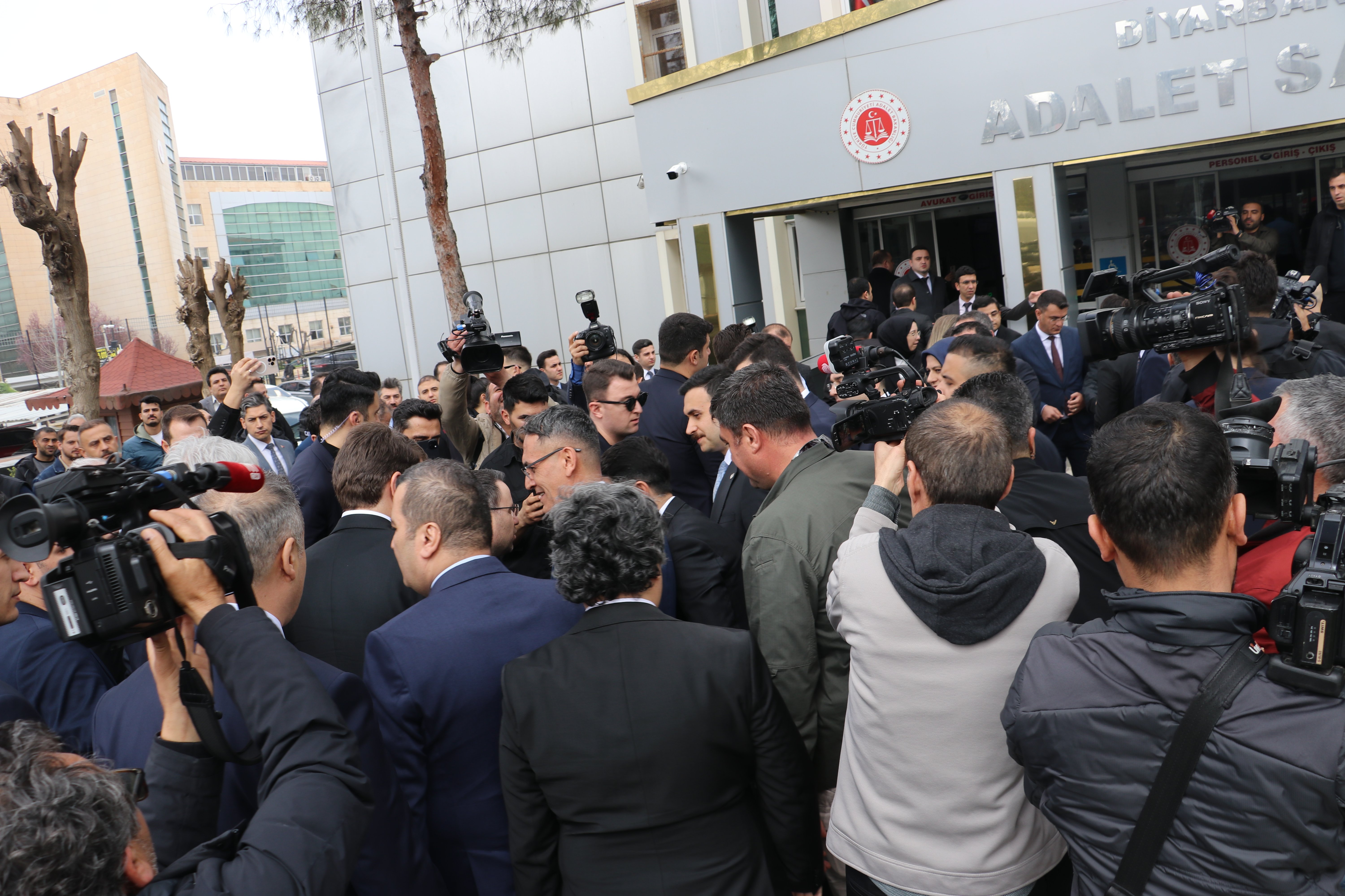 Bakan Gürlek: Bu coğrafyada güçlü kalmanın yolu birlikten, kardeşlikten geçmekte (3)