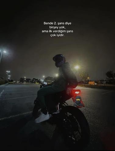 Beşiktaş'ta motosikletle otomobile çarparak takla atan 2 kişi öldü; kaza anı kamerada