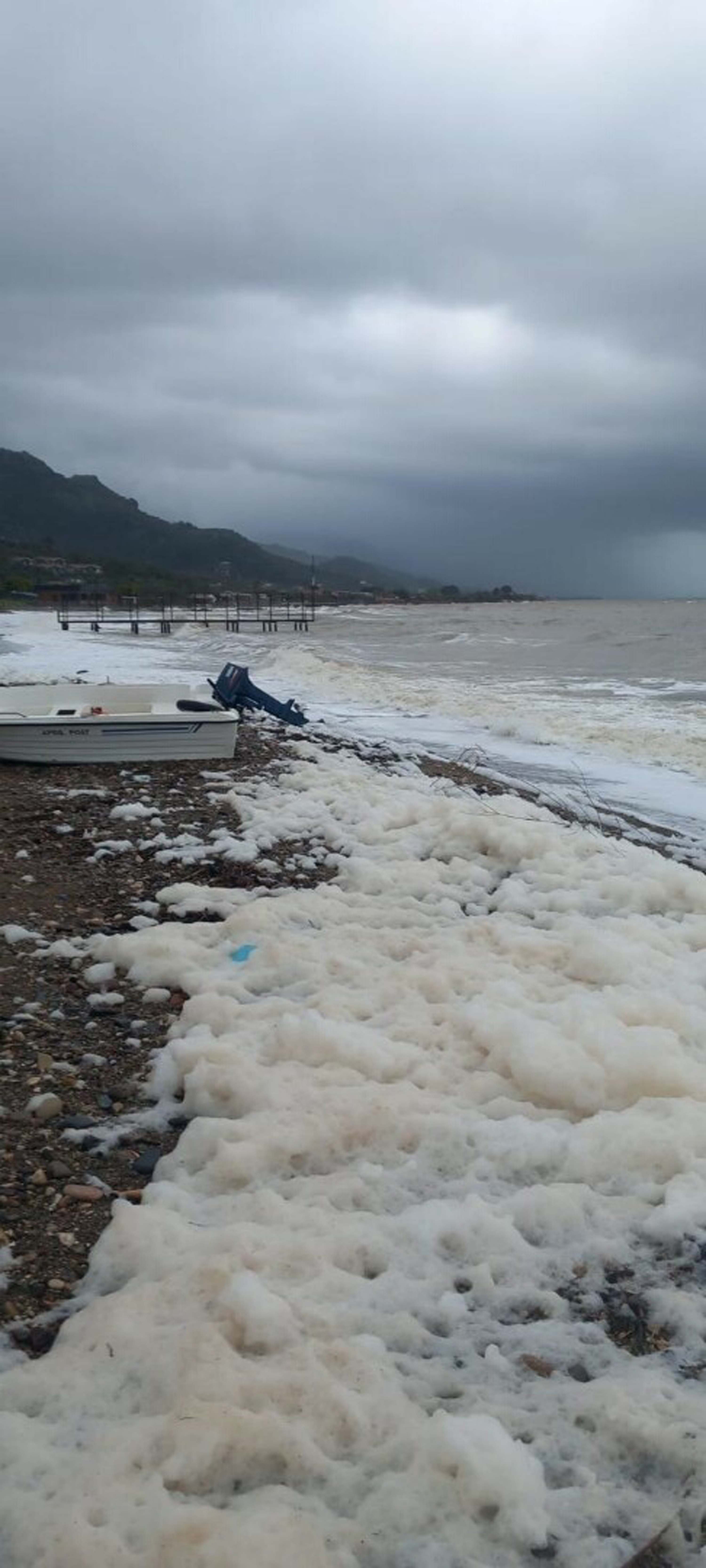 Çanakkale'de sağanak hayatı olumsuz etkiledi