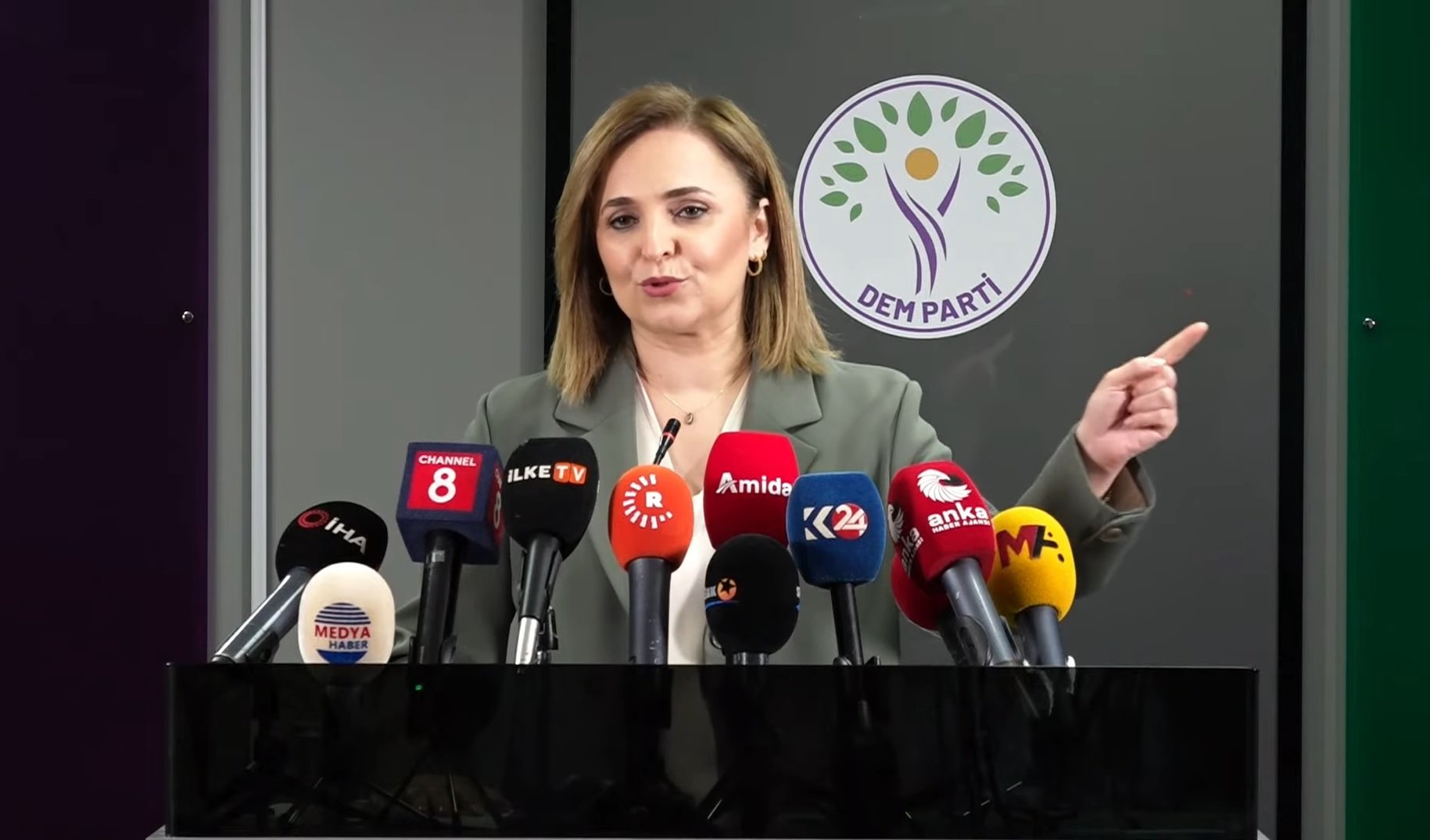 DEM Parti'li Doğan: Tartışmaları siyasal zemin üzerinden yürütmek daha doğru olur