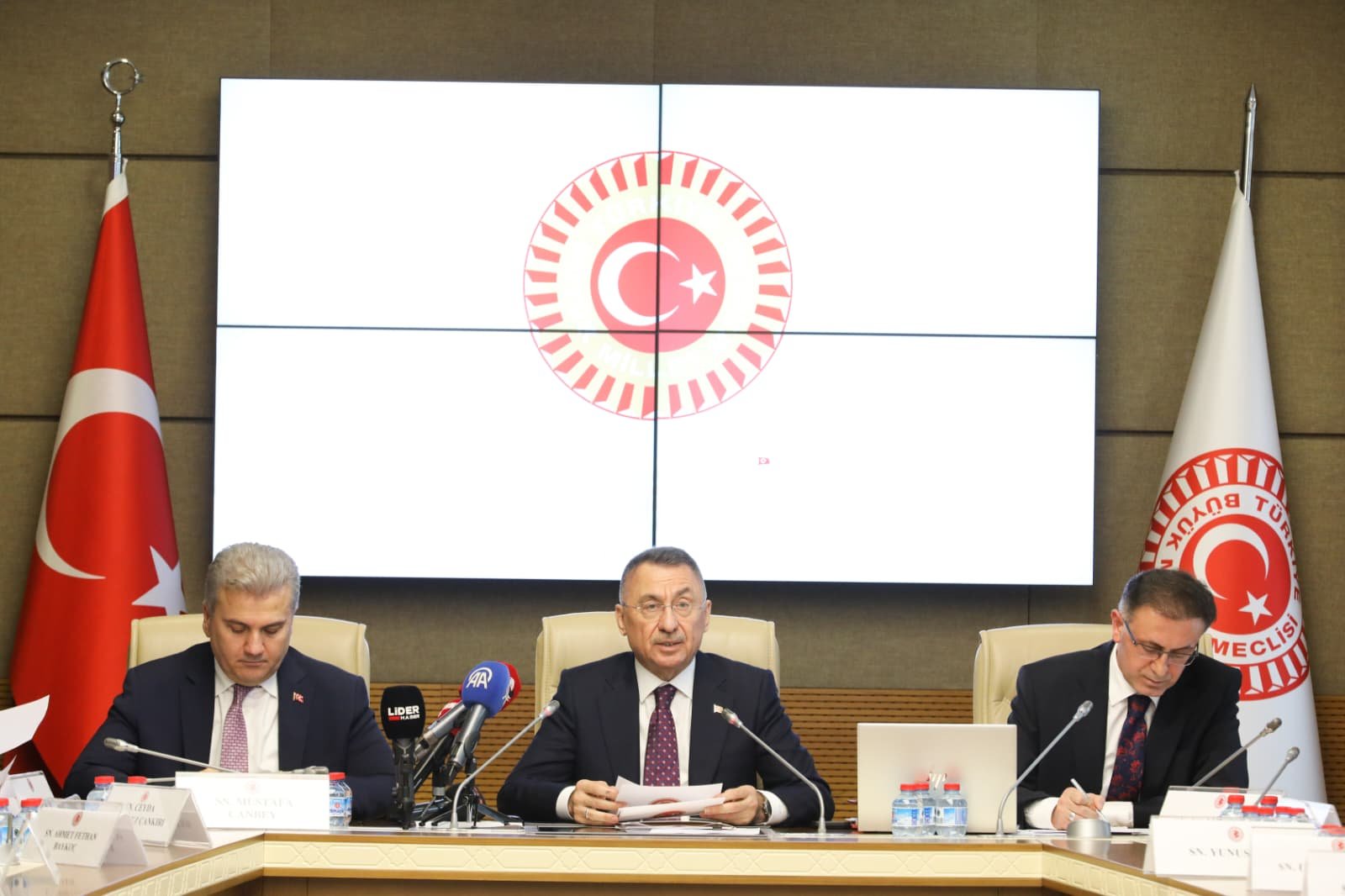 Dışişleri Komisyon Başkanı Oktay: TBMM Genel Kurulu'nda bekleyen 113 teklif kanunlaşmazsa 'kadük' olacak