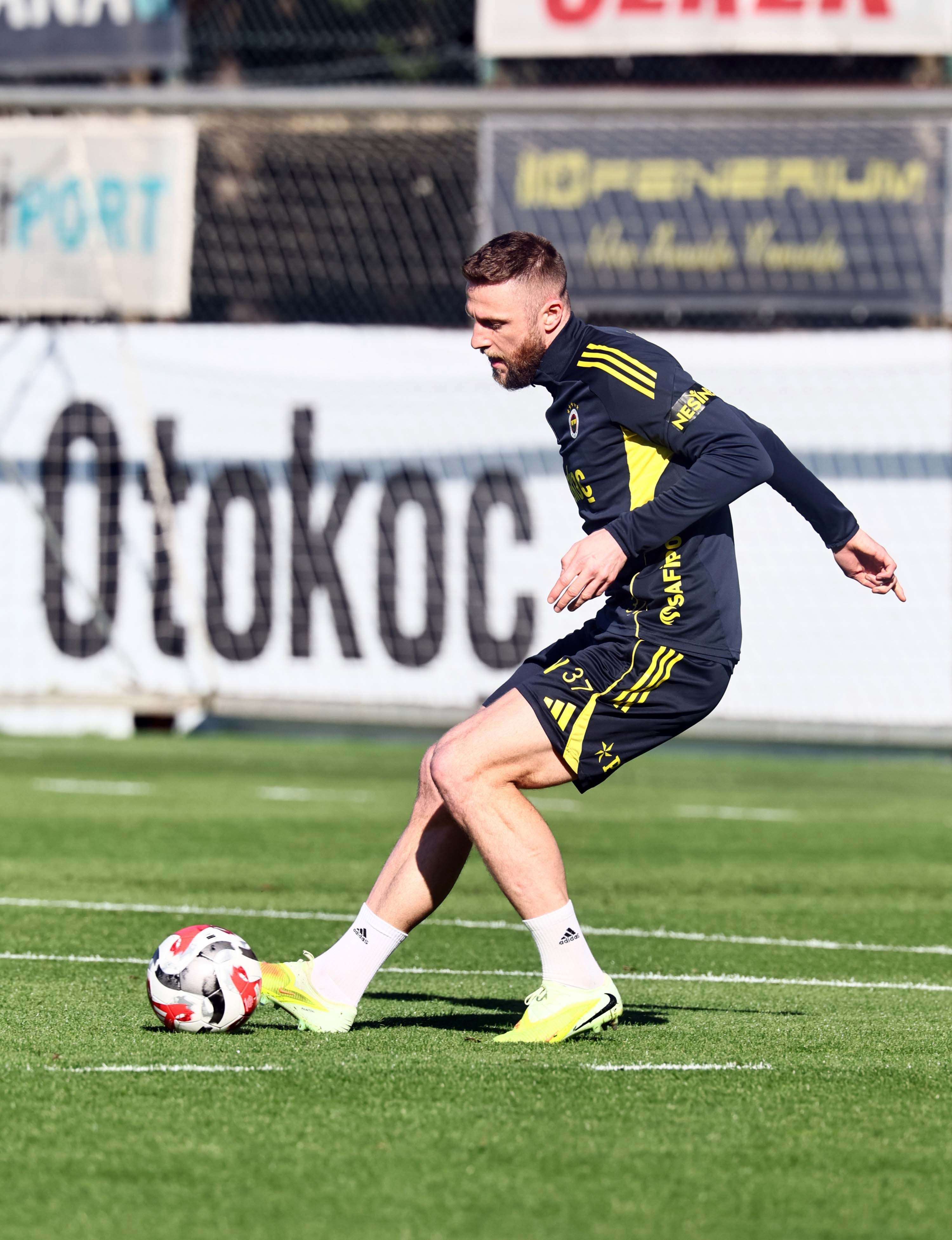 Fenerbahçe, Beşiktaş derbisinin hazırlıklarını sürdürdü