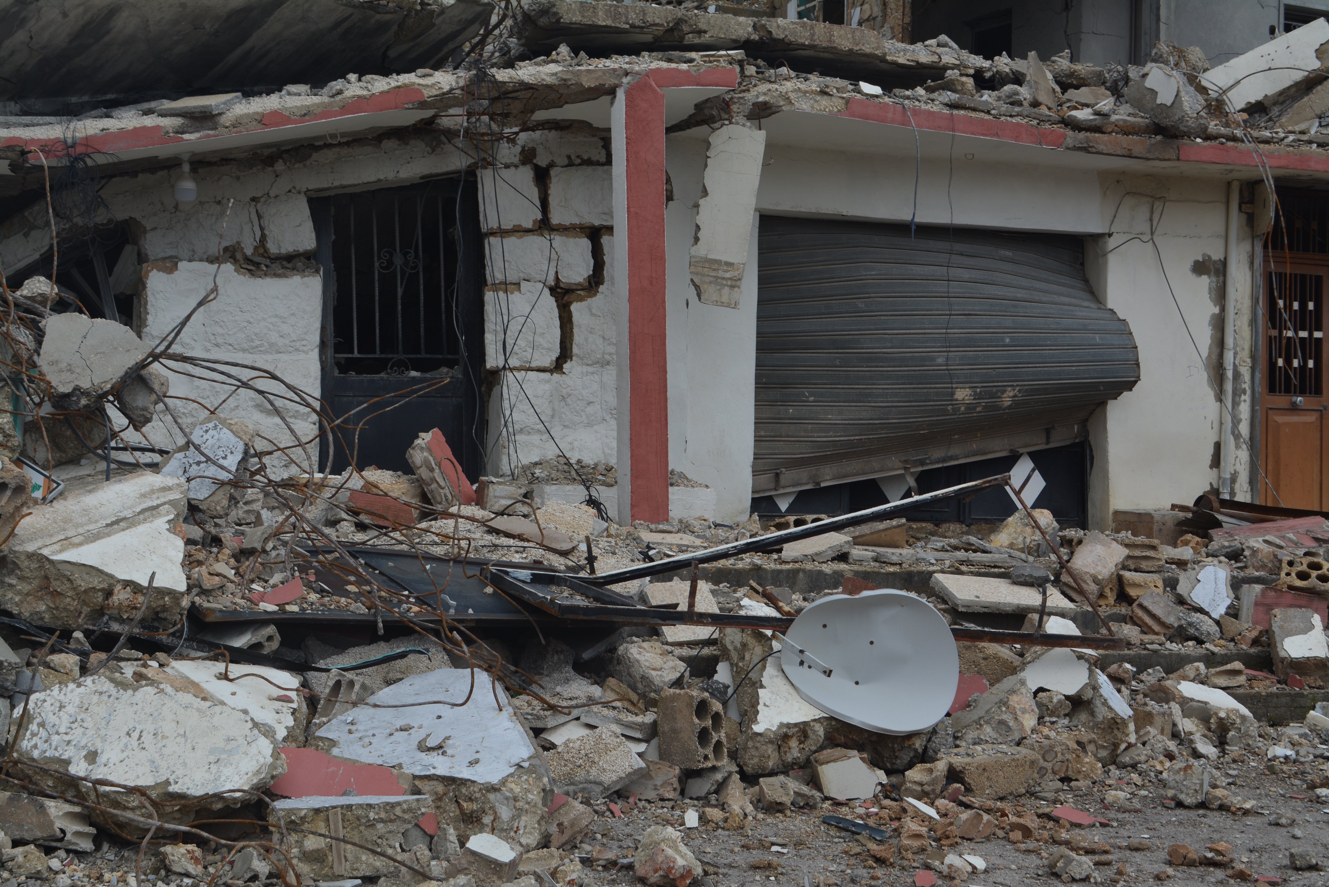 İsrail'den Lübnan'ın güneyine saldırı: 7 ölü