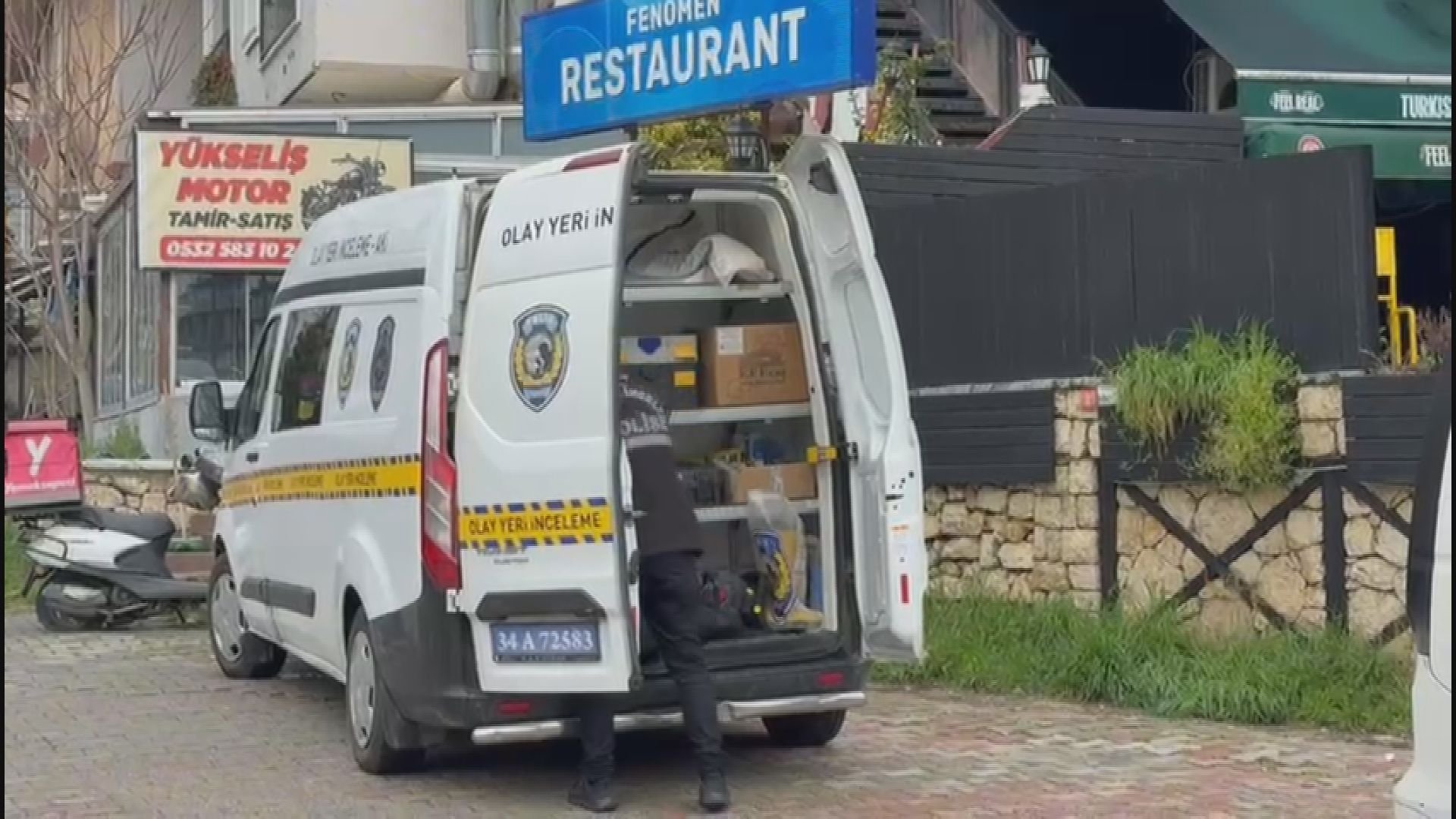 İstanbul - Büyükçekmece'de hesap yüzünden işletmeciyle tartışan müşteri restoranı kurşunladı