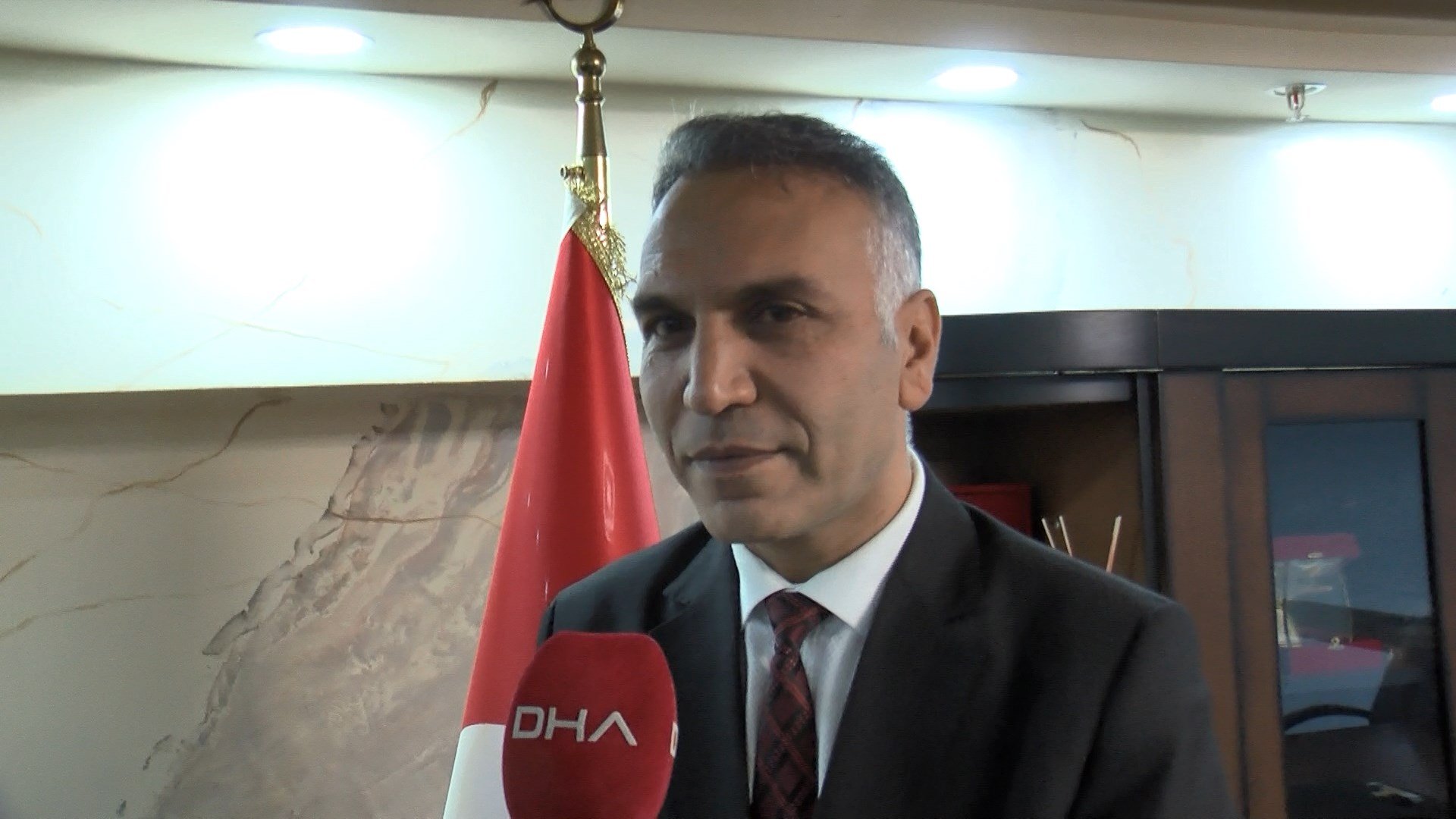 İstanbul-Sultangazi'de yeni aldığı otomobili ekspertize götürdü; iki aracın birleştirildiği ortaya çıktı