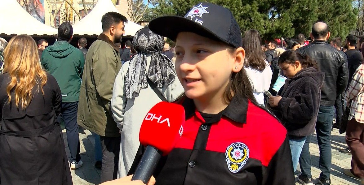 İstanbul'da Türk Polis Teşkilatının 181. yıl dönümü kortej geçişiyle kutlandı