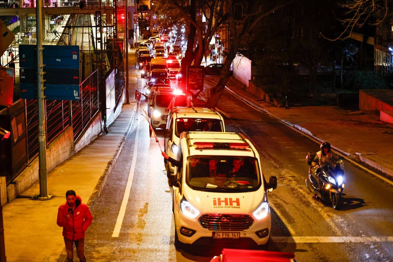 İstanbul'da yüzlerce araçla Gazze konvoyu