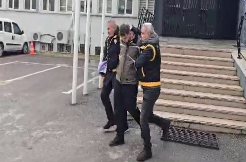 Kar maskesiyle hırsızlık yapıp iş yeri sahibinin oğlunu öldüren sanığa 'iyi hal' indirimiyle 25 yıl hapis