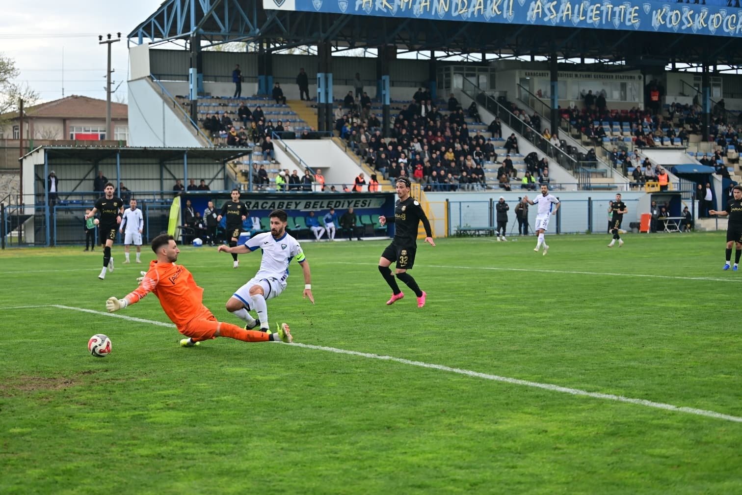 Karacabey Belediye Spor - GMG Kastamonuspor: 4-0