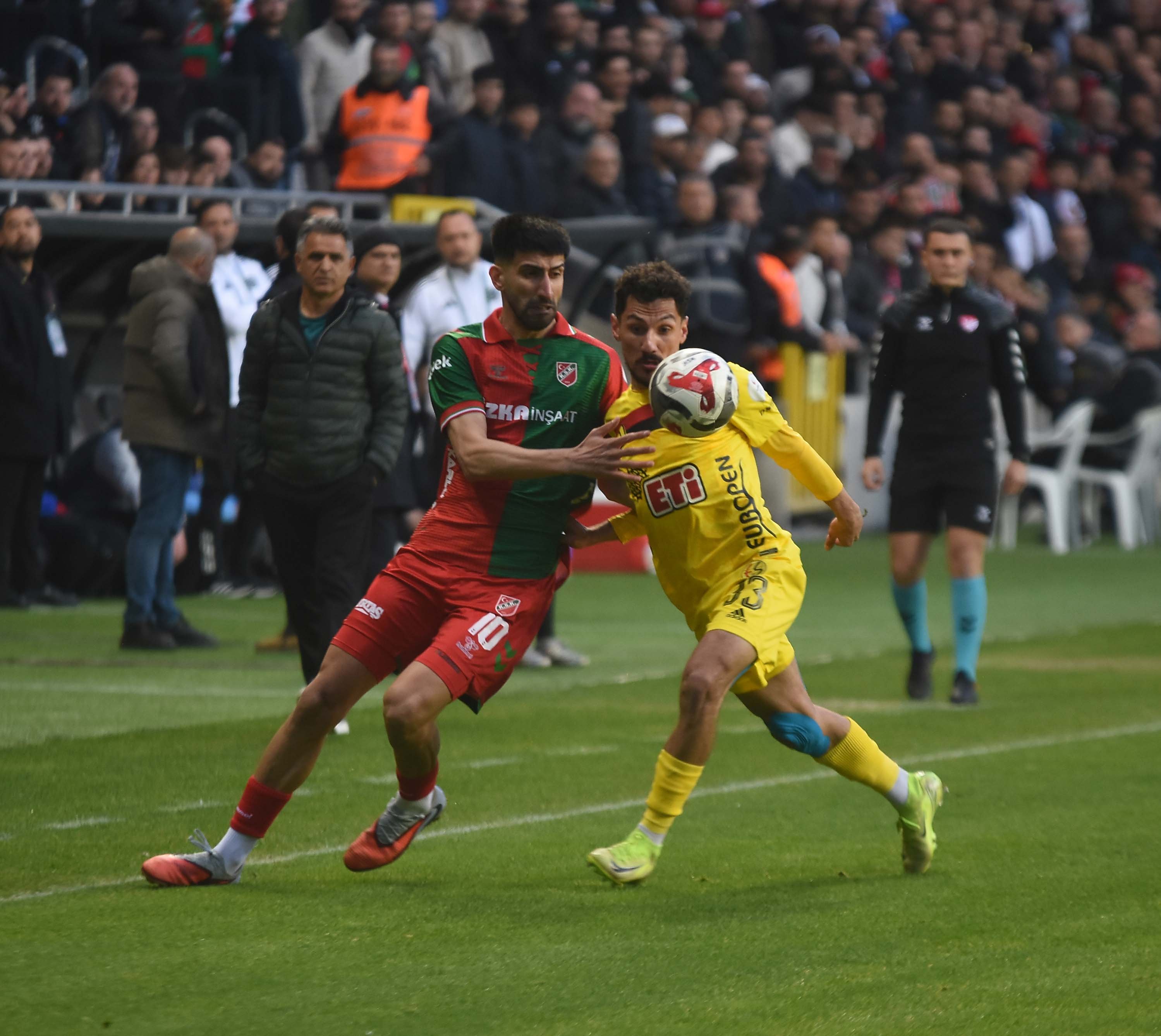 Karşıyaka şan, Bornova can derdinde