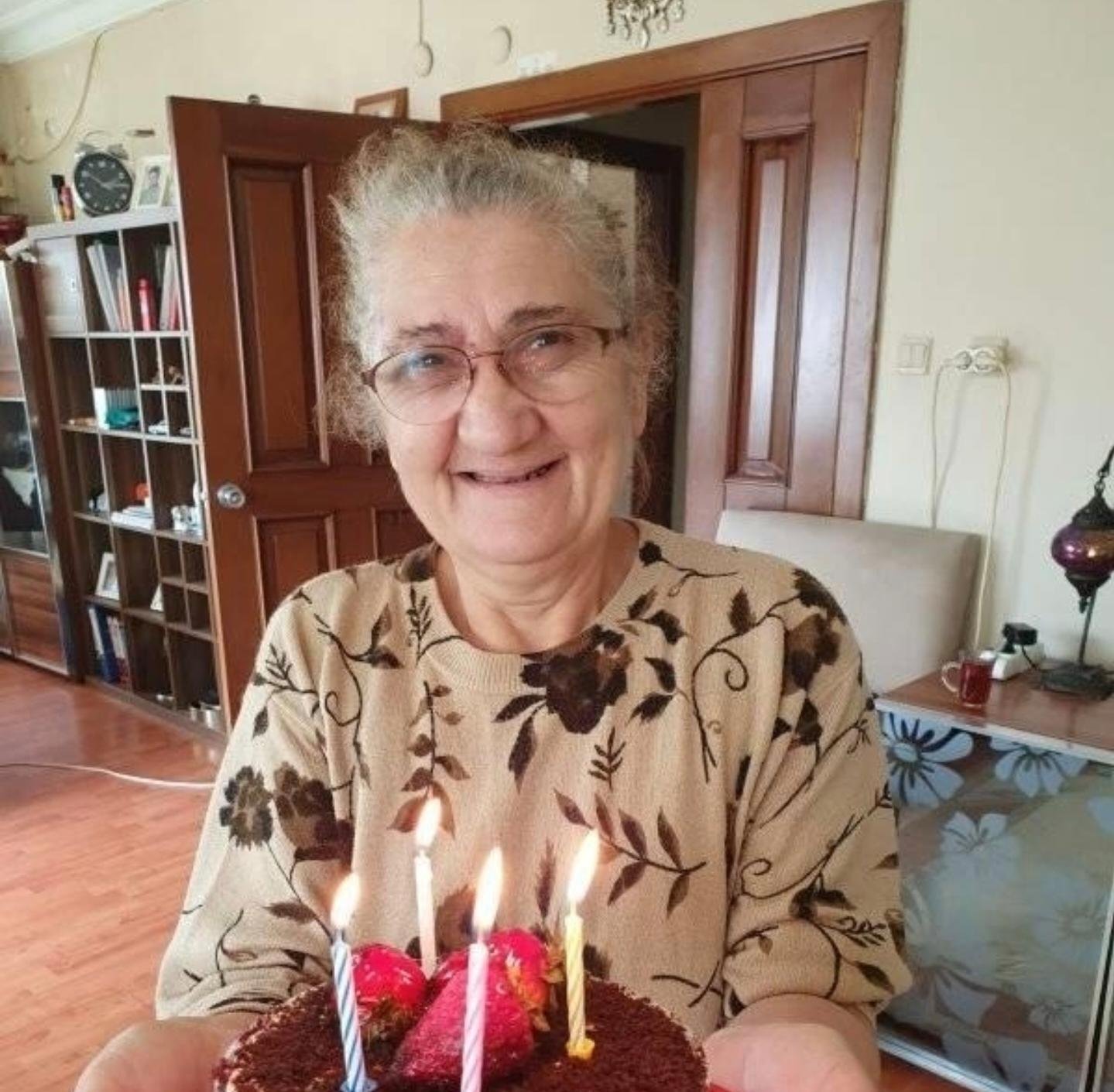 Maltepe'de yaya geçidinde kadına çarparak ölümüne neden olan minibüs şoförüne 6 yıla kadar hapis talebi