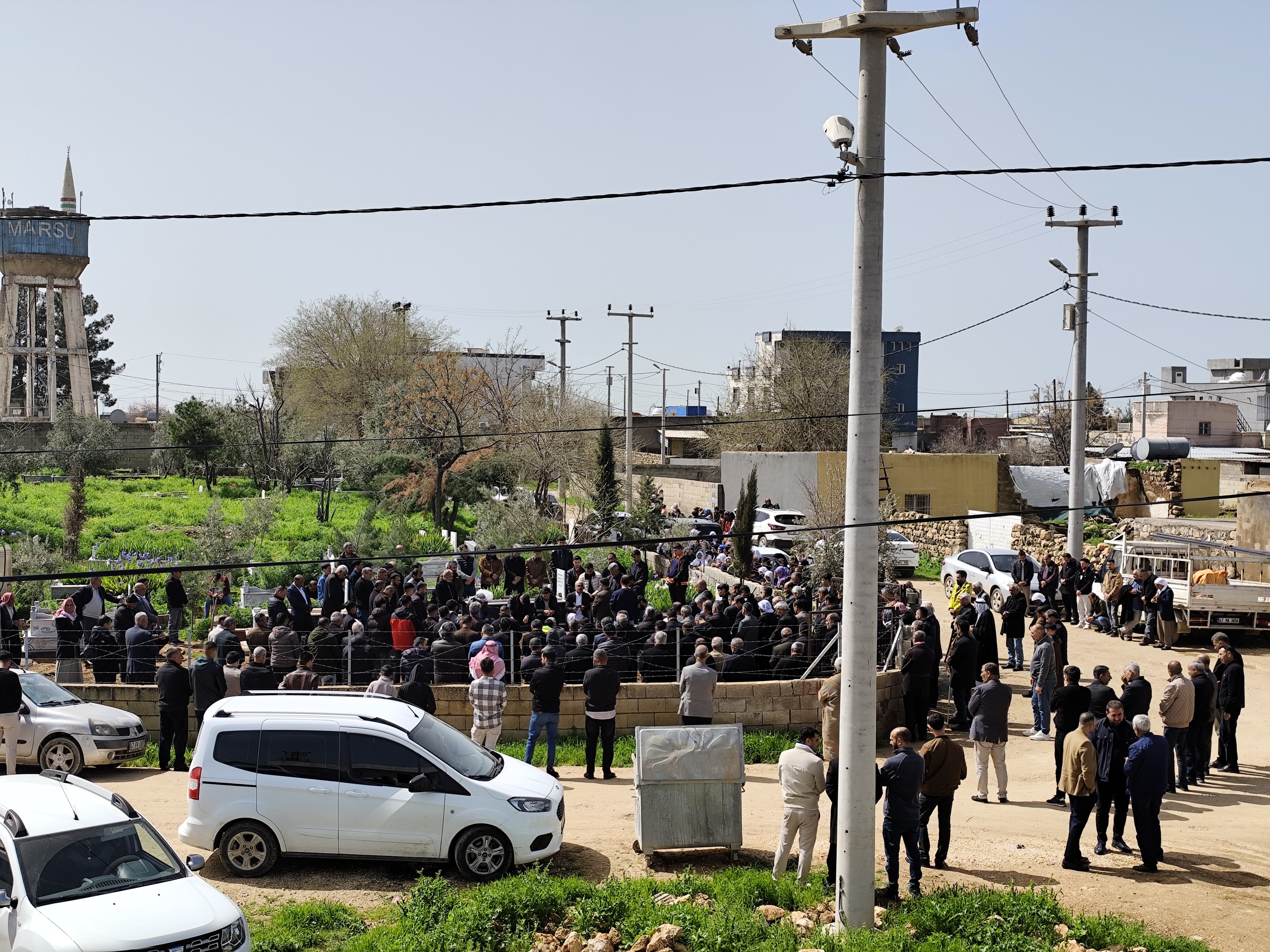 Mardin'de ölü bulunan Alzheimer hastası kadın, toprağa verildi