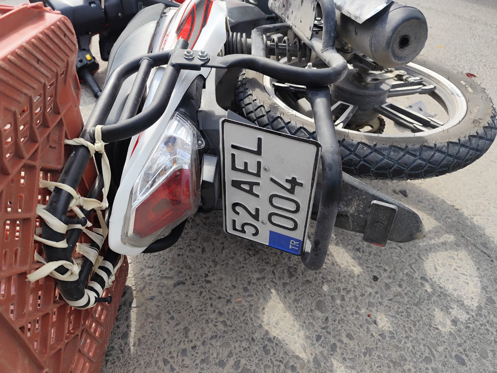 Ordu'da dönüş yapan otomobil ile motosiklet çarpıştı: 1 yaralı