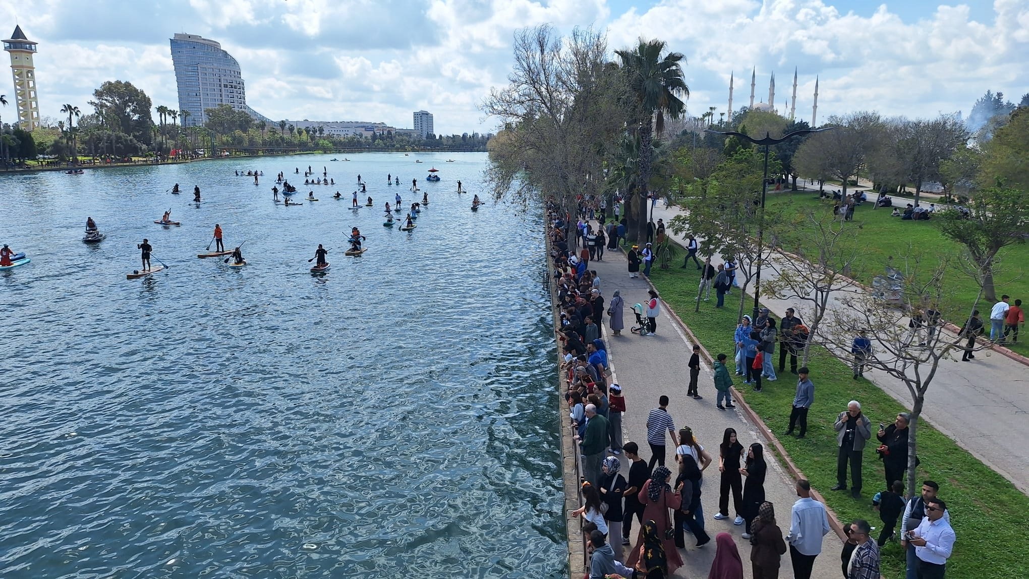 Portakal Çiçeği Karnavalı'nda 'su korteji' renkli görüntülere sahne oldu / Ek fotoğraflar