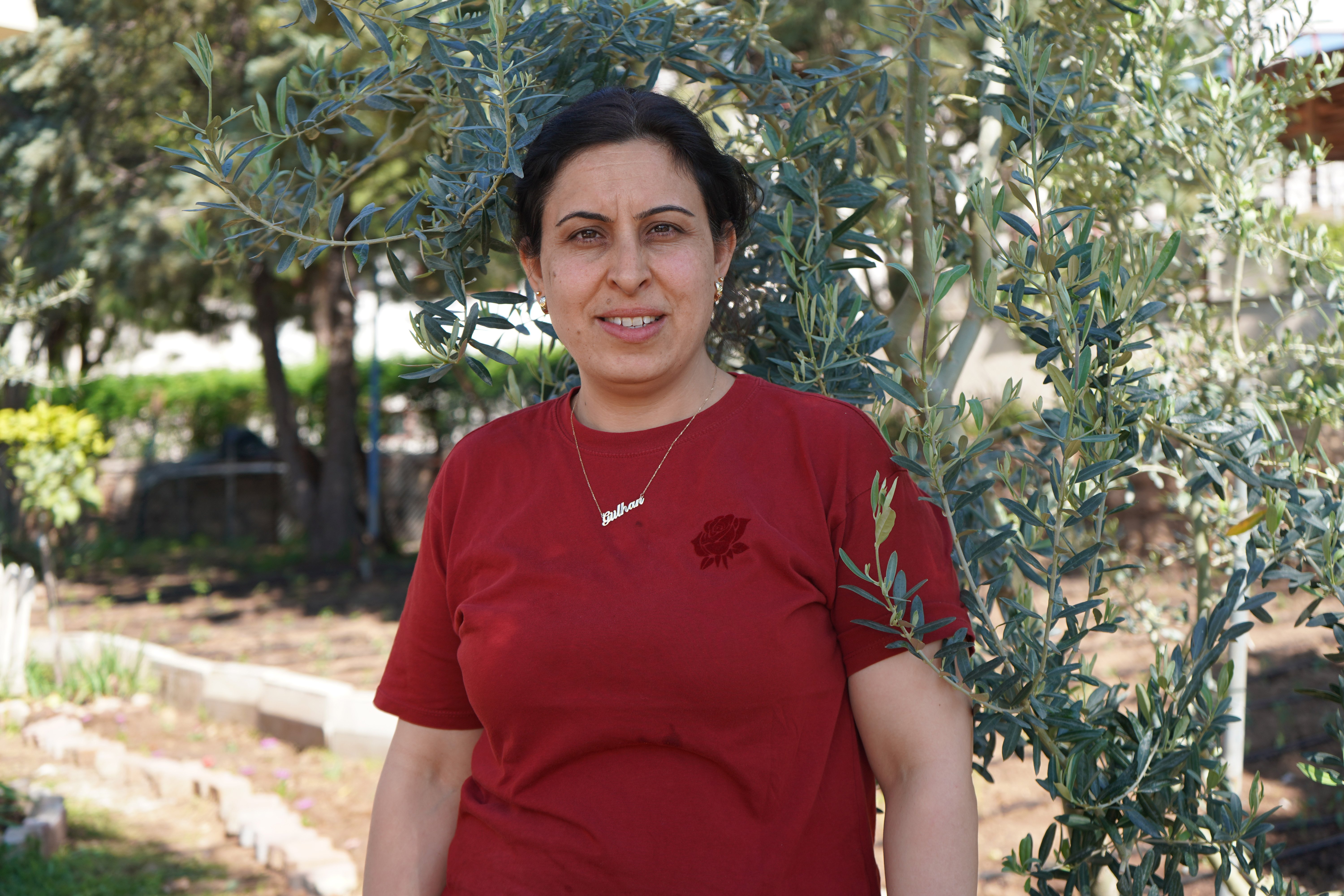 Psikiyatri hastaları hem tedavi görüyor hem para kazanıyor