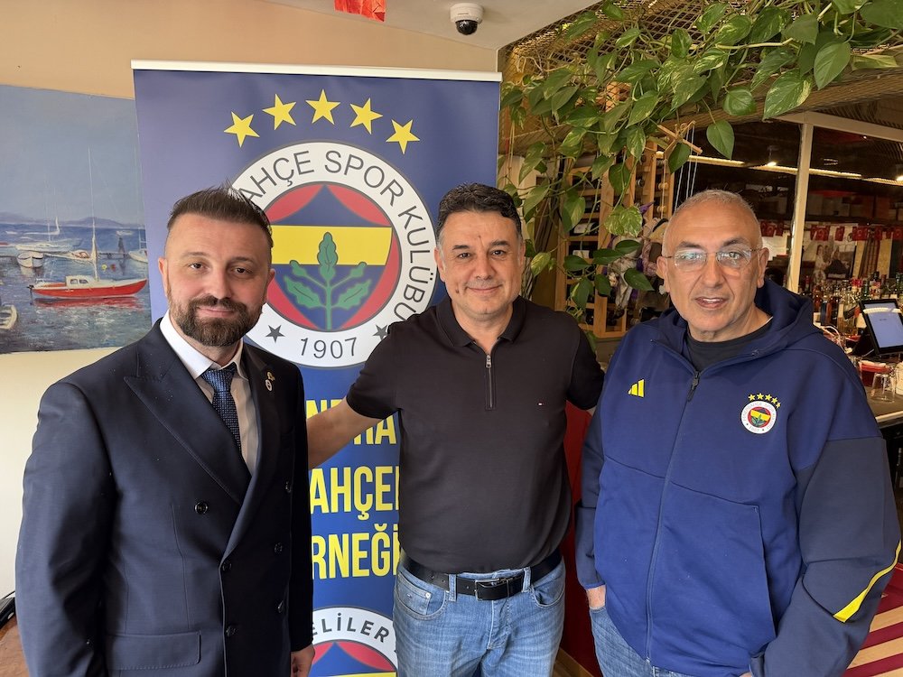 Londra Fenerbahceliler Dernegi 23 Nisan Kutlaması Halil Engin Sertoglu