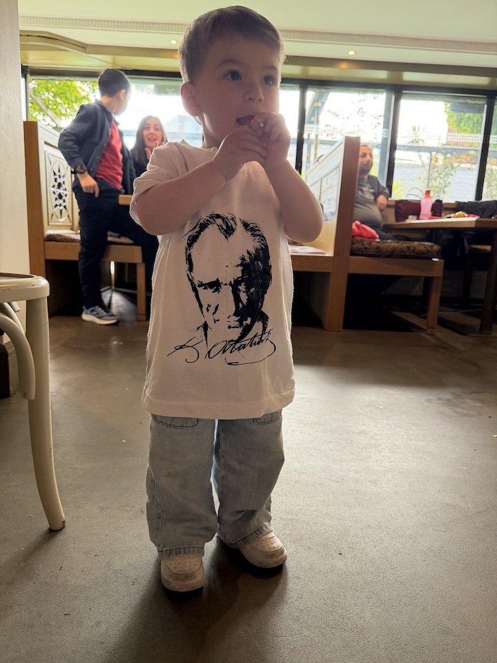 Londra Fenerbahceliler Dernegi 23 Nisan