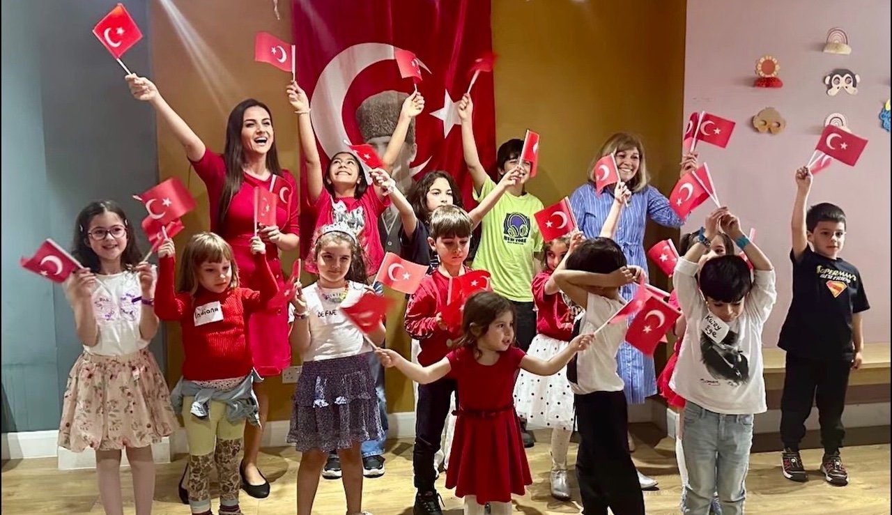 Londra’da 23 Nisan’dan Köy Okullarına Umut 5