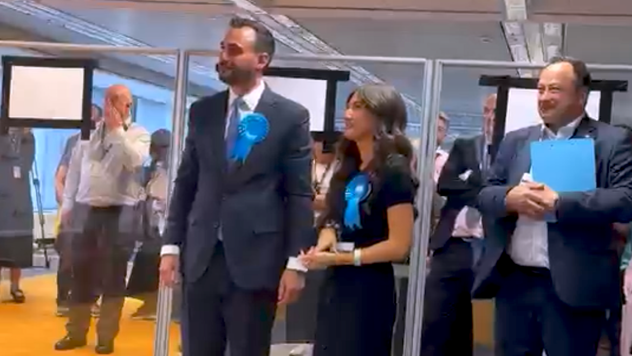 Alessandro Georgiou Ve Alara Ayyildiz,