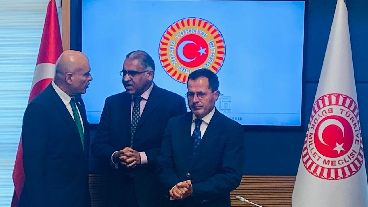 Çömez’den İngiltere'deki Ecaa Mağdurları