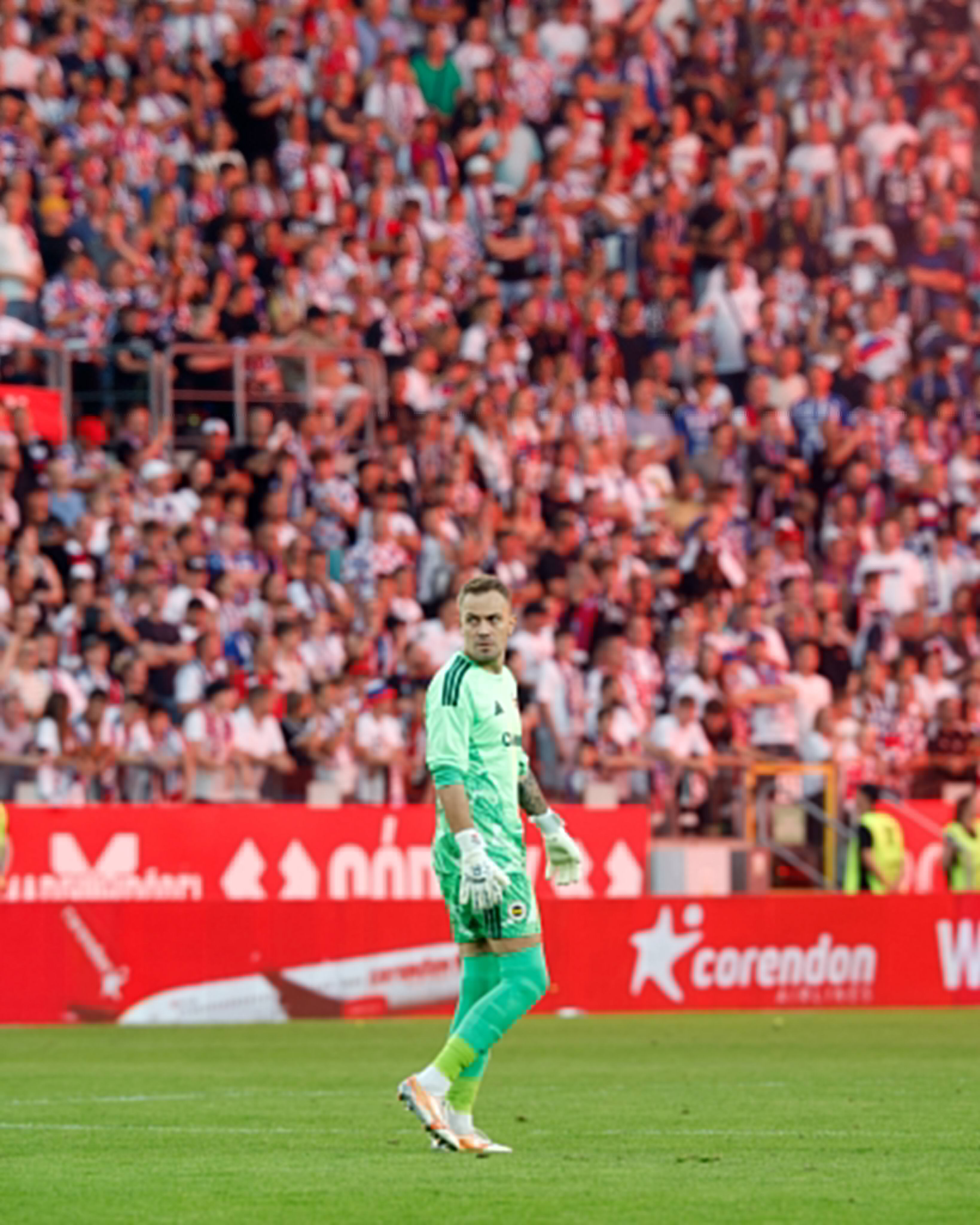 Gornik Zabrze Fenerbahçe Mert Gunok