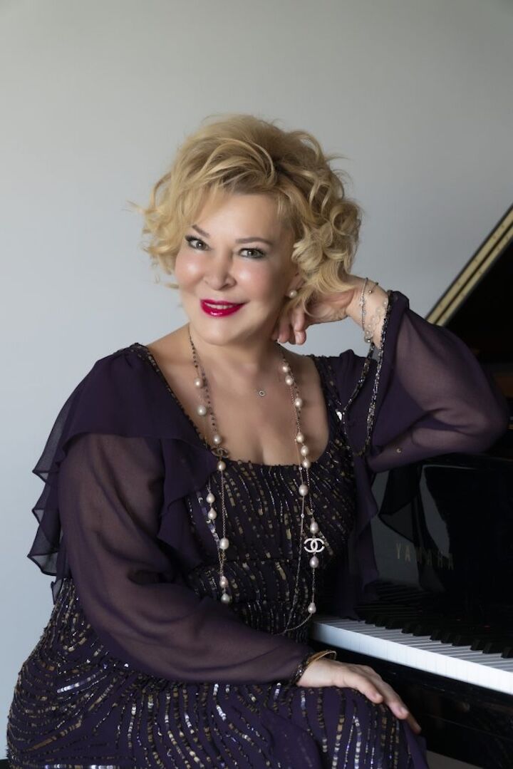 Gulsin Onay 11.Jpg 683X1024