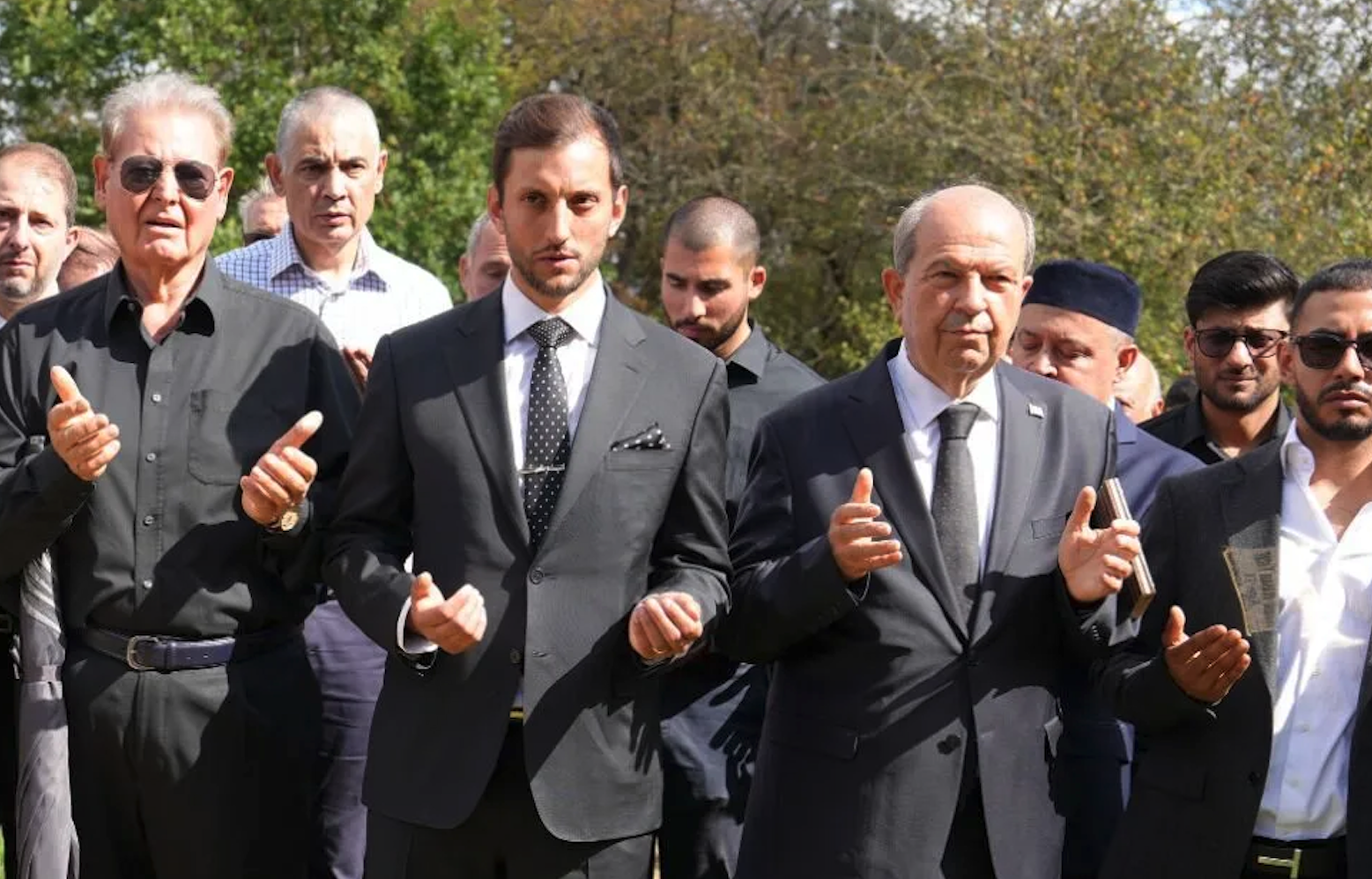 Münir Tatar, Cenaze Töreninin Ardından Londra'da Son Yolculuğuna Uğurlandı.