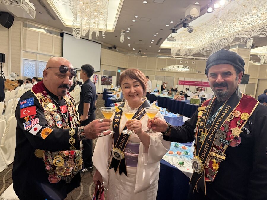 Okinawa Asya Sefler Birligi Liverpool Kemal Coskuncay 310