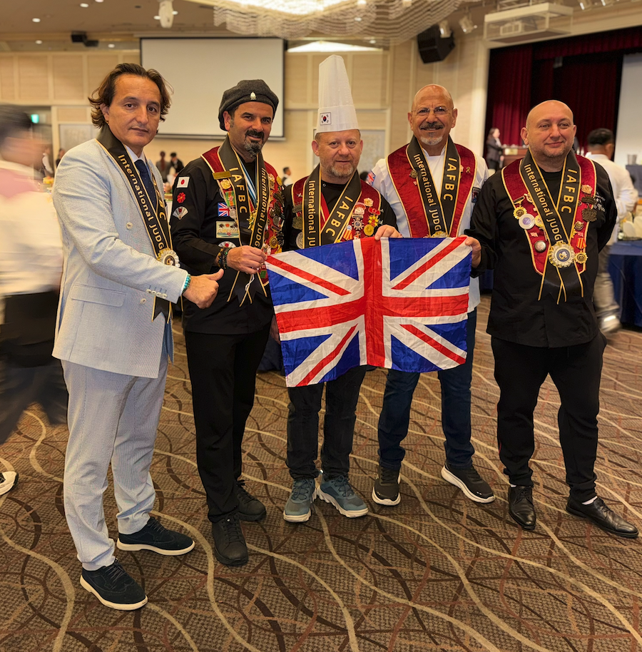 Okinawa Asya Sefler Birligi Liverpool Kemal Coskuncay Vatan Oz Ali Kavlak