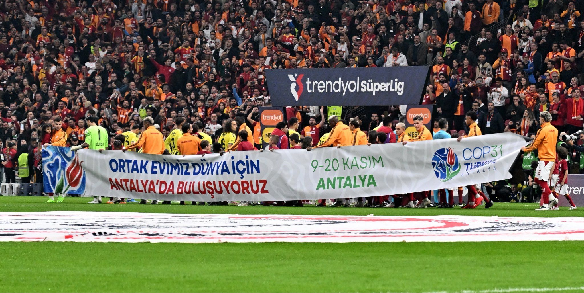 Bakan Kurum: COP31 için hep birlikte sahadayız