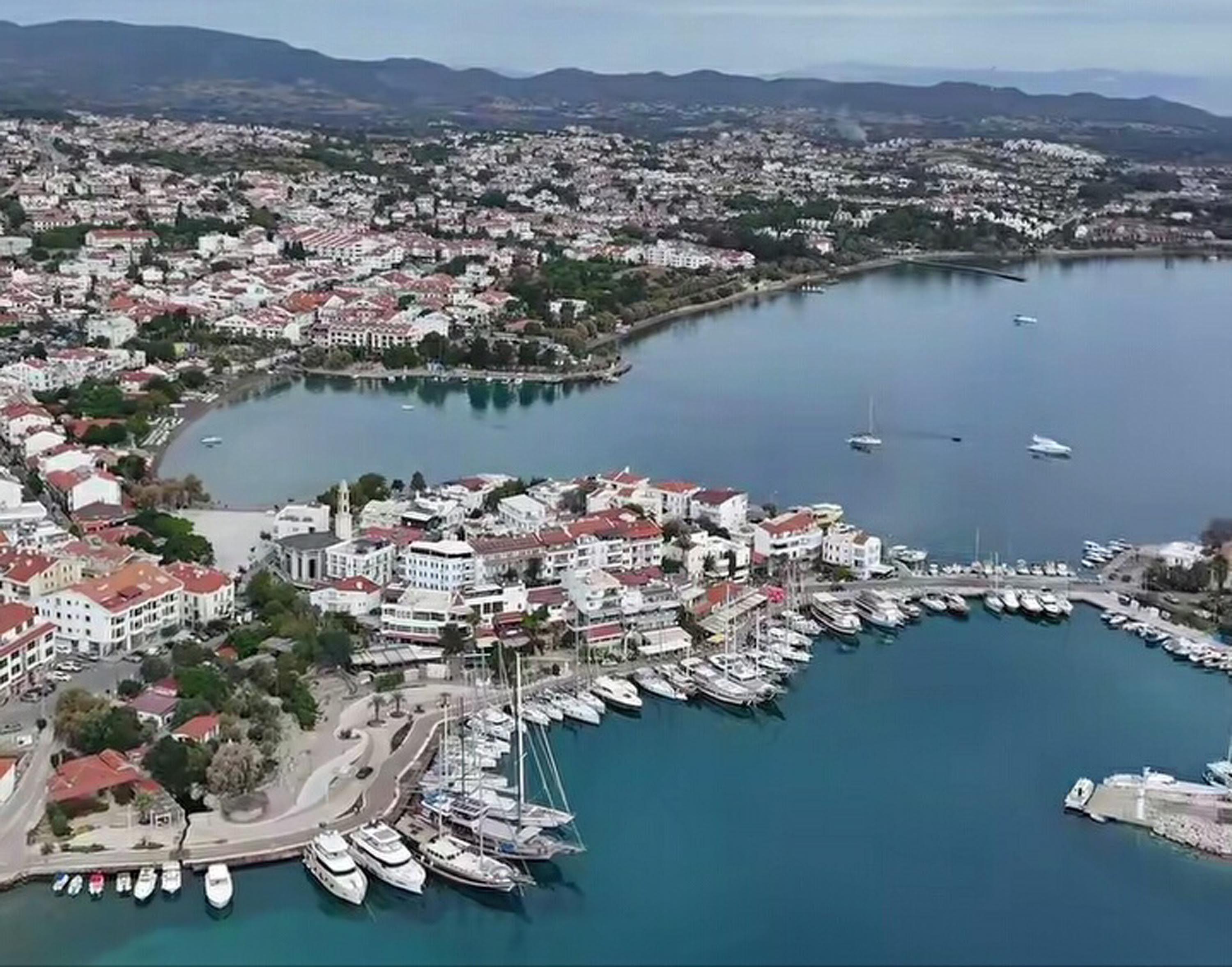 Datça'da olumsuz hava koşulu nedeniyle eğitime yarım gün ara