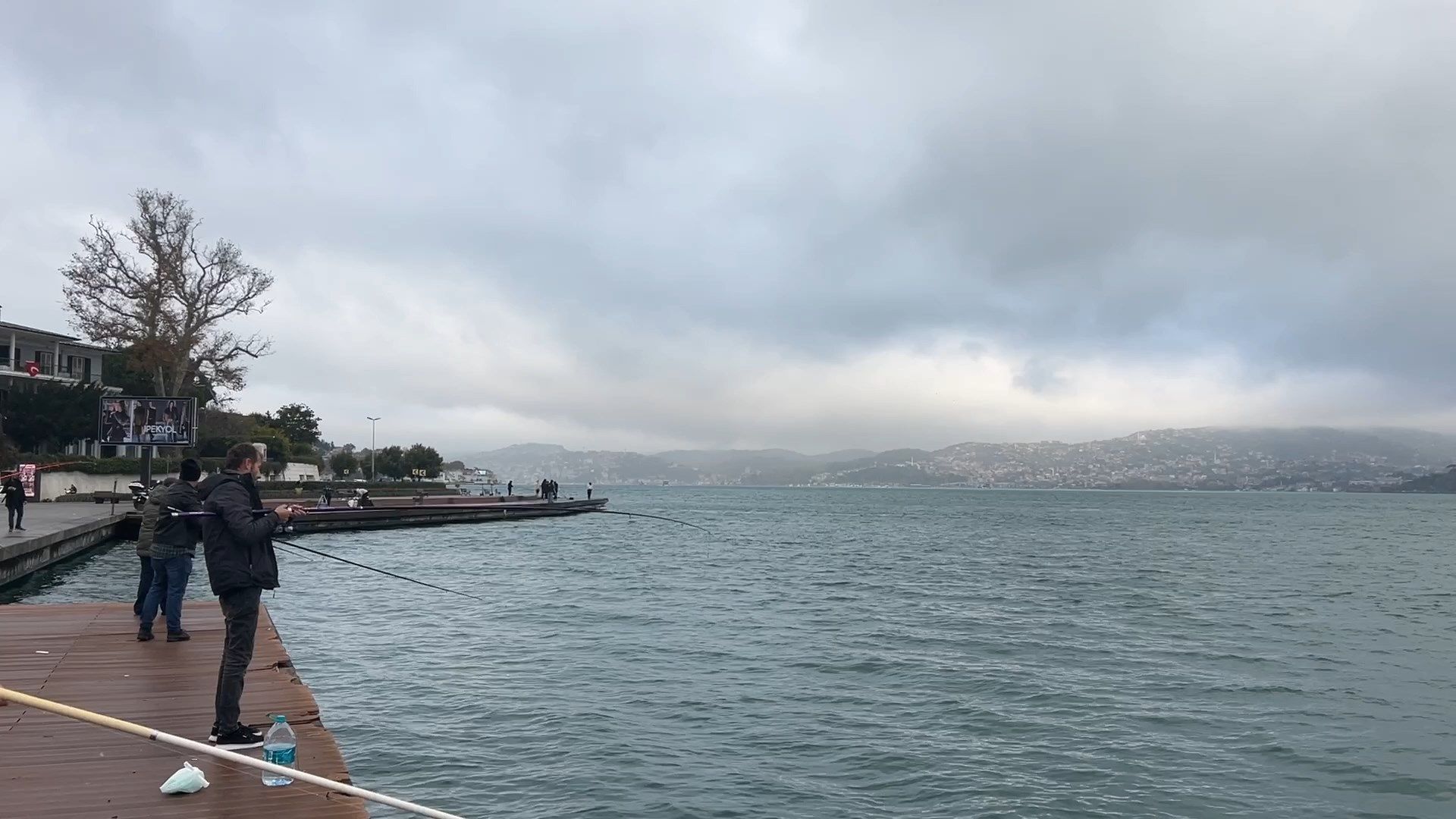İstanbul Boğazı'nda gemi trafiği 'Antonia S' isimli geminin geçişi nedeniyle askıya alındı -2 / Ek görüntü