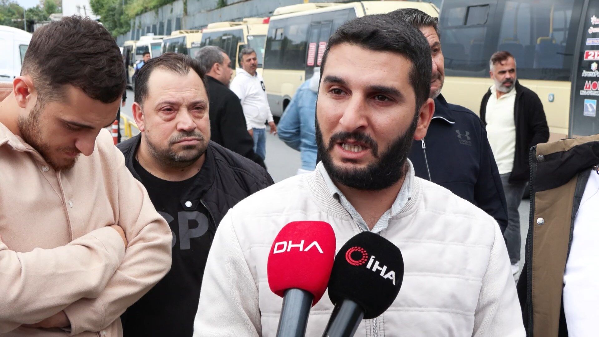 Minibüs şoförlerinden 'Hattımızı iptal edin' eylemi