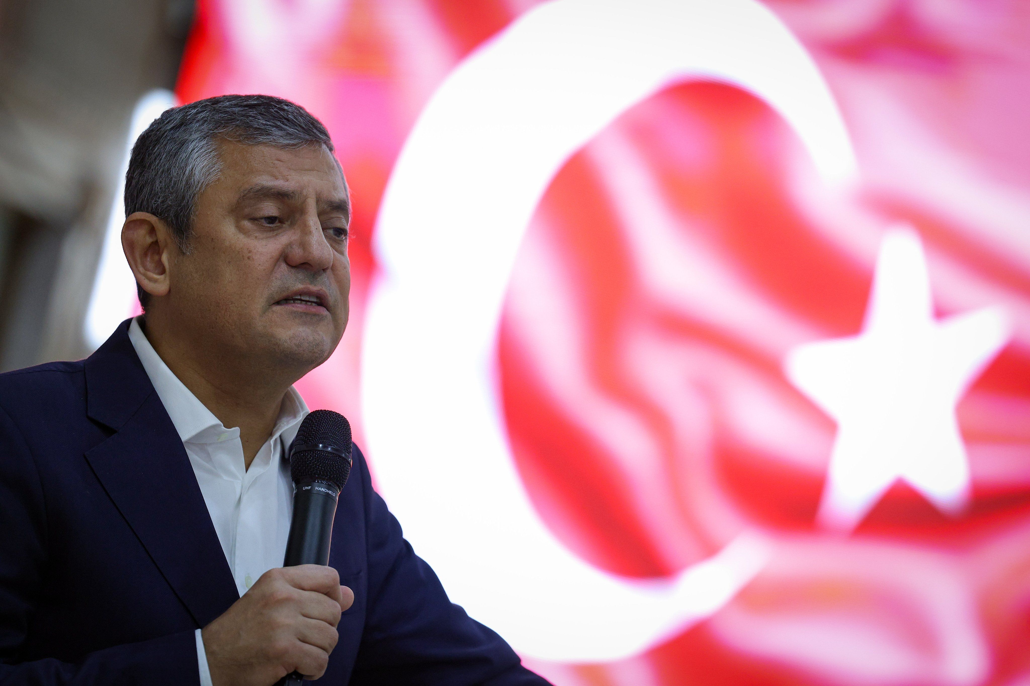 Özgür Özel: Ortak geleceğin yolunu açmaya geliyoruz (2)