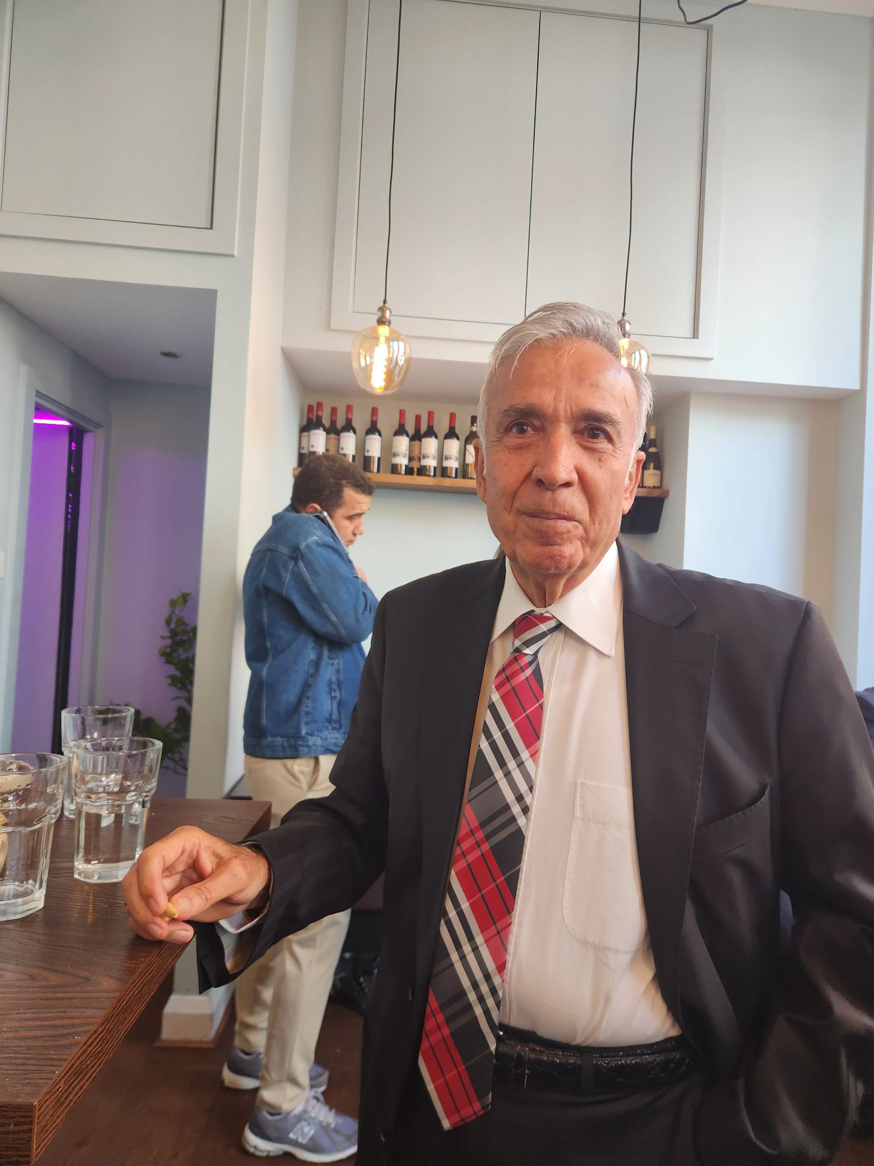 Türk İngiliz Gazeteciler Buluştu, Kgk Heyeti Uva Cantina’ya Geçti Yavuz Donay Londra.png