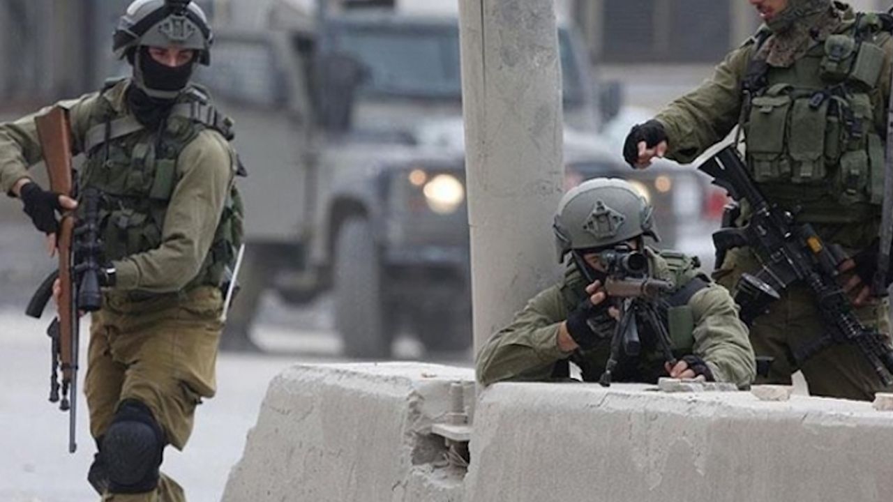 İsrail polisi Kudüs'te bir Filistinliyi şehit etti